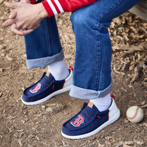250321_NAM-HDxMLB_ALTPDP_REDSOX_900x900_1.png